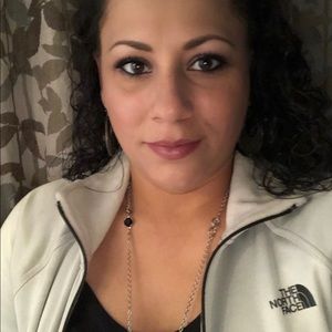 Meet your Posher, Kelley